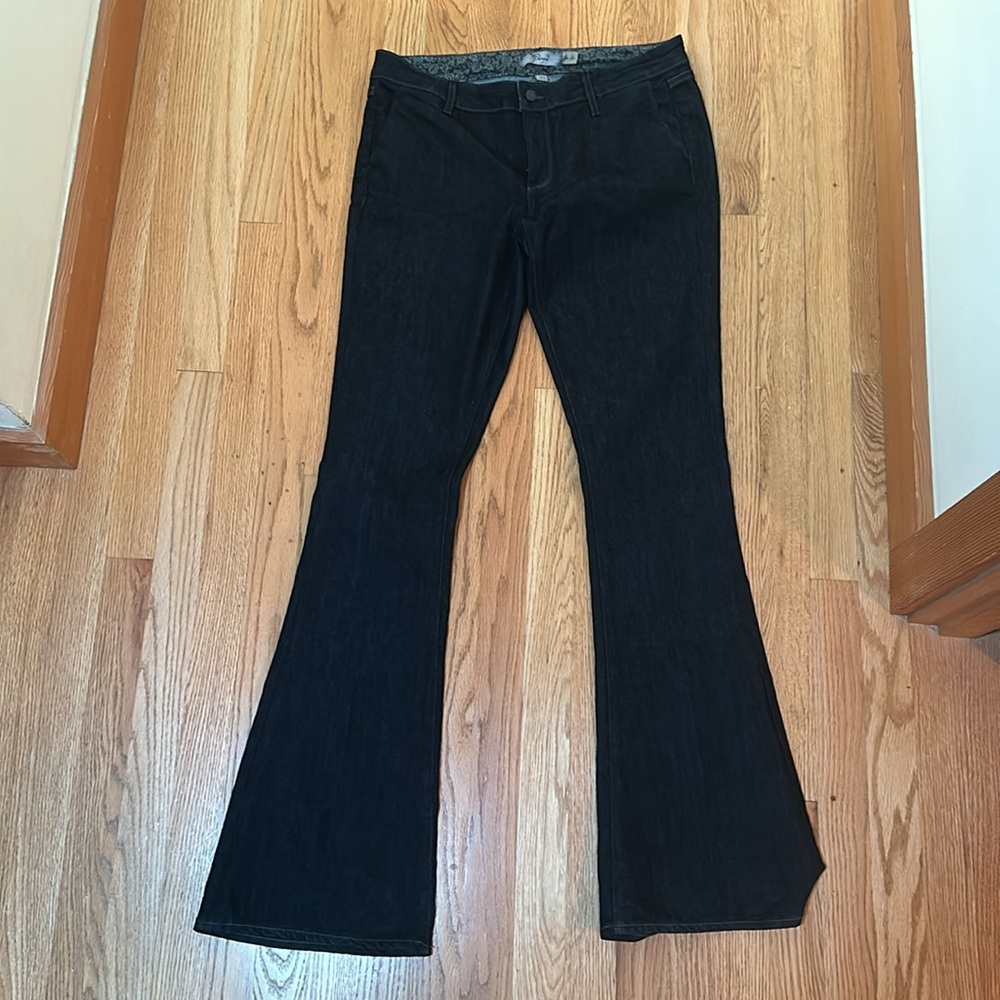PAIGE jeans 31 flare
